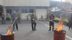 234 Kg Ganja Dibakar Kejari Padang, Barang Bukti dari 241 Perkara Pidana Narkotika