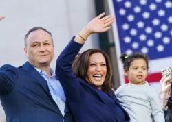 Kamala Harris Jadi Wapres AS, Suami Putuskan Berhenti dari Pekerjaan