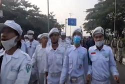 Video Kerumunan Massa Simpatisan Habib Rizieq Dikhawatirkan Timbulkan Klaster Covid-19