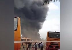 Video Gudang Penyimpanan Bus Transjakarta di Bogor Terbakar