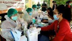 Petugas KPPS di Denpasar Rapid Test, 10 Persen Reaktif Covid-19