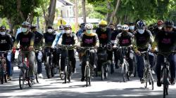 Khofifah dan Azwar Anas Gowes Bareng Sosialisasi Pemulihan Ekonomi Jatim