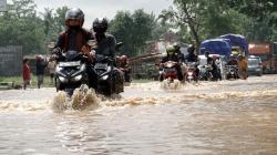 Tanggul Kali Gatel Jebol, Jalur Selatan Jawa Tengah Terendam Banjir