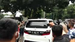 Usai Diperiksa 5 Jam Kasus Video Syur, Gisel Bungkam Langsung Masuk Mobil