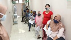 Warga Cimahi Sambut Antusias Pemeriksaan Kesehatan Gratis FK Unjani di Tengah Pandemi