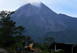 Suara Gemuruh Guguran Merapi Terdengar Jauh dari Lereng Gunung