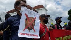 Aksi Tolak Kedatangan Habib Rizieq di Yogyakarta