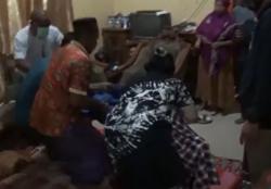 Pamer Alat Kelamin ke Istri Orang, Pria di Bone Tewas Dihantam Balok