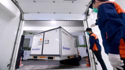 Bio Farma Datangkan 3 Juta Vaksin Jadi dan 45 Juta Bahan Baku<