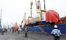 PT Inka Kirim 3 Lokomotif dan 15 Kereta Penumpang Pesanan Filipina 