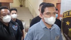 Ditanya Artis TA dan Pria dalam Kamar Sudah Berhubungan Badan, Polisi Cuma Tersenyum