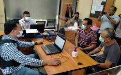 Mata Berkaca-Kaca, Pejabat Kelurahan Ini Akui Konsumsi Sabu