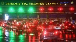 Pantauan Arus Mudik Nataru di Tol Cikampek, Lalu Lintas Ramai Lancar