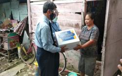 Anak Buah Sri Mulyani di Sumsel Salurkan Paket Sembako <