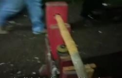 Video Polisi Gerebek Judi Adu Kemiri di Tasikmalaya