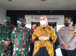 Pastikan Penanganan Covid-19,  Danrem 063 Sunan Gunungjati Datangi Kawasan Industri Karawang<