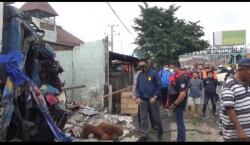 Polisi Olah TKP Kecelakaan Maut yang Tewaskan 3 Orang di Jalan Raya Semarang-Bawen