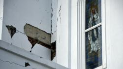 Gereja Katolik Santa Maria Mamuju Rusak Berat akibat Gempa Bumi