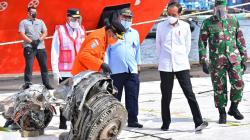 Presiden Jokowi Lihat Serpihan Pesawat Sriwijaya Air SJ-182