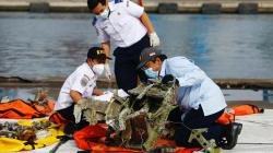 Operasi Pencarian Serpihan dan Korban Sriwijaya Air SJ-182 Dihentikan