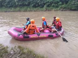 Tiga Hari Dicari, Warga Terseret Sungai Cimanuk Sumedang Belum Ditemukan