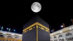Doa Melihat Bulan Purnama Dalam Islam, Lengkap Arab, Latin, dan Artinya