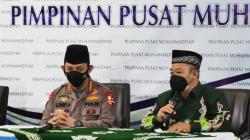 Pakai Kopiah, Kapolri Jenderal Listyo Sigit Prabowo Silaturahmi ke Muhammadiyah