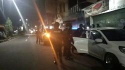 Polisi Bubarkan Remaja Mabuk Miras di Pinggir Jalan Tasikmalaya<
