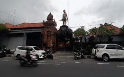 Jenazah Remaja Penari Rangda yang Tewas Tertusuk Keris di Bali Masih Dititipkan di RS
