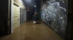 Permukiman Warga Pejaten Timur Terendam Banjir hingga 1,5 Meter
