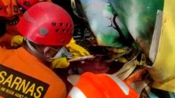 Ngeri, Perempuan Pengendara Motor Tewas Terjepit 2 Truk dalam Kecelakaan di Medan