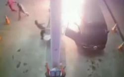 Mobil Meledak Saat Isi Bensin, Polisi: Penumpang Main Ponsel