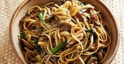 Ini Resep Mi Panjang Umur, Hidangan Khas Imlek