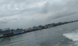 Cuaca Buruk, Ratusan Kapal Tambang Timah Merapat di Pelabuhan Pangkalbalam