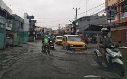 Cegah Banjir di Palembang, Belasan Anak Sungai Musi Dibersihkan<