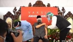 Wapres Ma'ruf Amin: Vaksinasi Covid-19 Tak Masalah Dilakukan saat Ramadhan