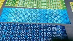 Mahasiswa UNS Latih Warga Desa Jeron Boyolali Buat Kain Shibori