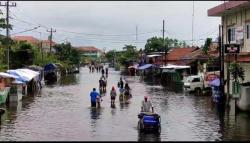 Banjir Kota-Kabupaten Pekalongan Semakin Parah, Akses Jalan Utama Lumpuh Total