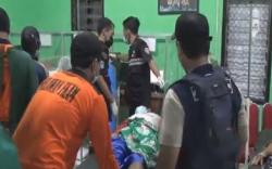 Puluhan Pengungsi dan Relawan Bencana Longsor Nganjuk Diduga Keracunan Makanan