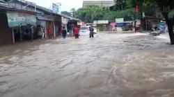 Video Perumahan Duta Indah Bekasi Terendam Banjir hingga Satu Meter