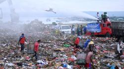 Pemkot Jakut Beri Sanksi Tegas Jasa Angkut Sampah Ilegal