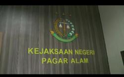 4 Rekanan Pemkot Pagar Alam Tersangka Proyek Pagar Kuburan <