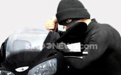 Simpan Uang di Mobil, Rp117 Juta Melayang Saat Parkir Depan Rumah  <
