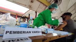 Ratusan Personel Polri di SPN Batua Makassar Divaksin Covid