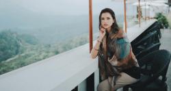 Sisi Lain Sarah Menzel, Kekasih Azriel Hermansyah yang Suka Traveling