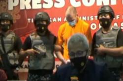 Video Buron Interpol Asal Rusia Kasus Peredaran Narkoba Dideportasi