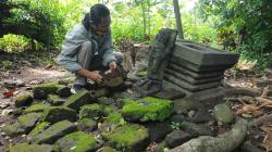 Batu Bata Merah Kuno di Situs Mbah Gempur Hilang