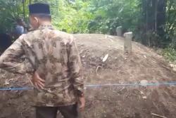 Video Warga Terkejut Kuburan di Padang Pariaman Mendadak Meninggi