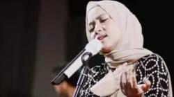 Nissa Sabyan Hamil? Ini Kata Mbah Mijan