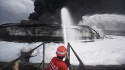 25.328 Kiloliter Minyak Hilang Gegara Kilang Pertamina Balongan Terbakar